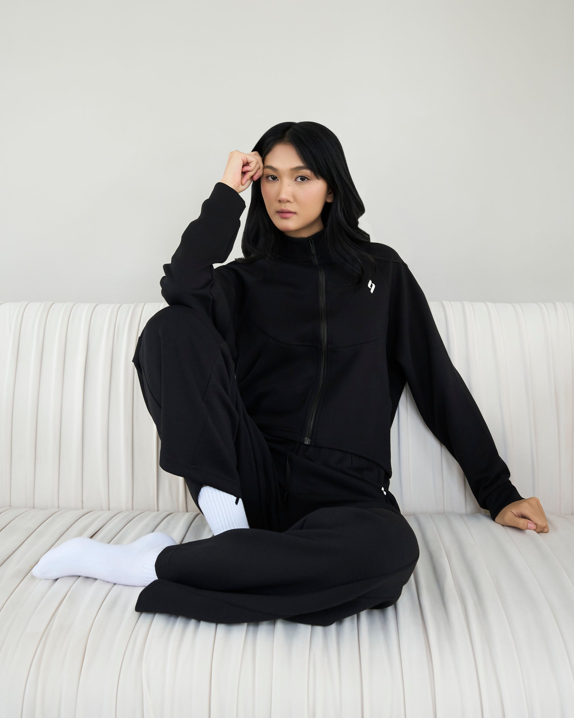 Coze - Đen - EQL Apparel - Coze - Đen -