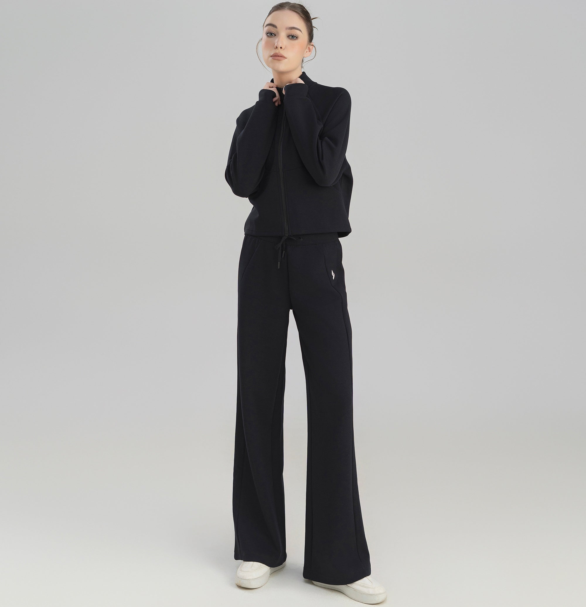 Coze - Đen - EQL Apparel - Coze - Đen -