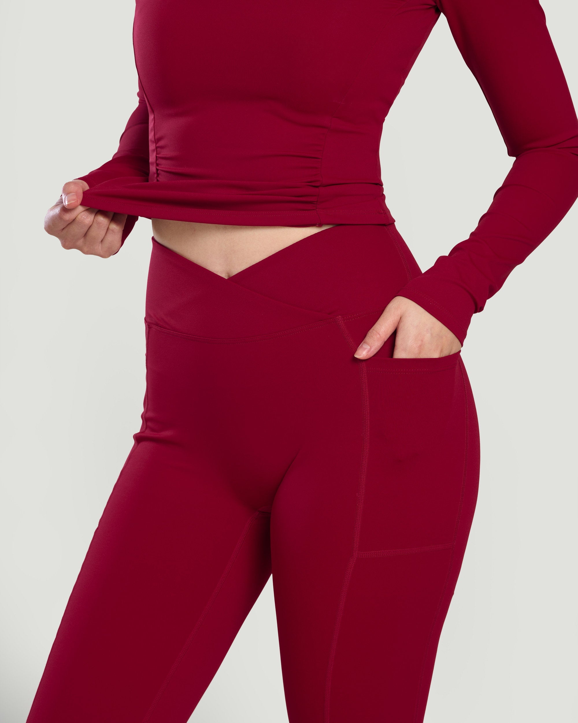 Ease - Đỏ Ruby - EQL Apparel - Ease - Đỏ Ruby - 