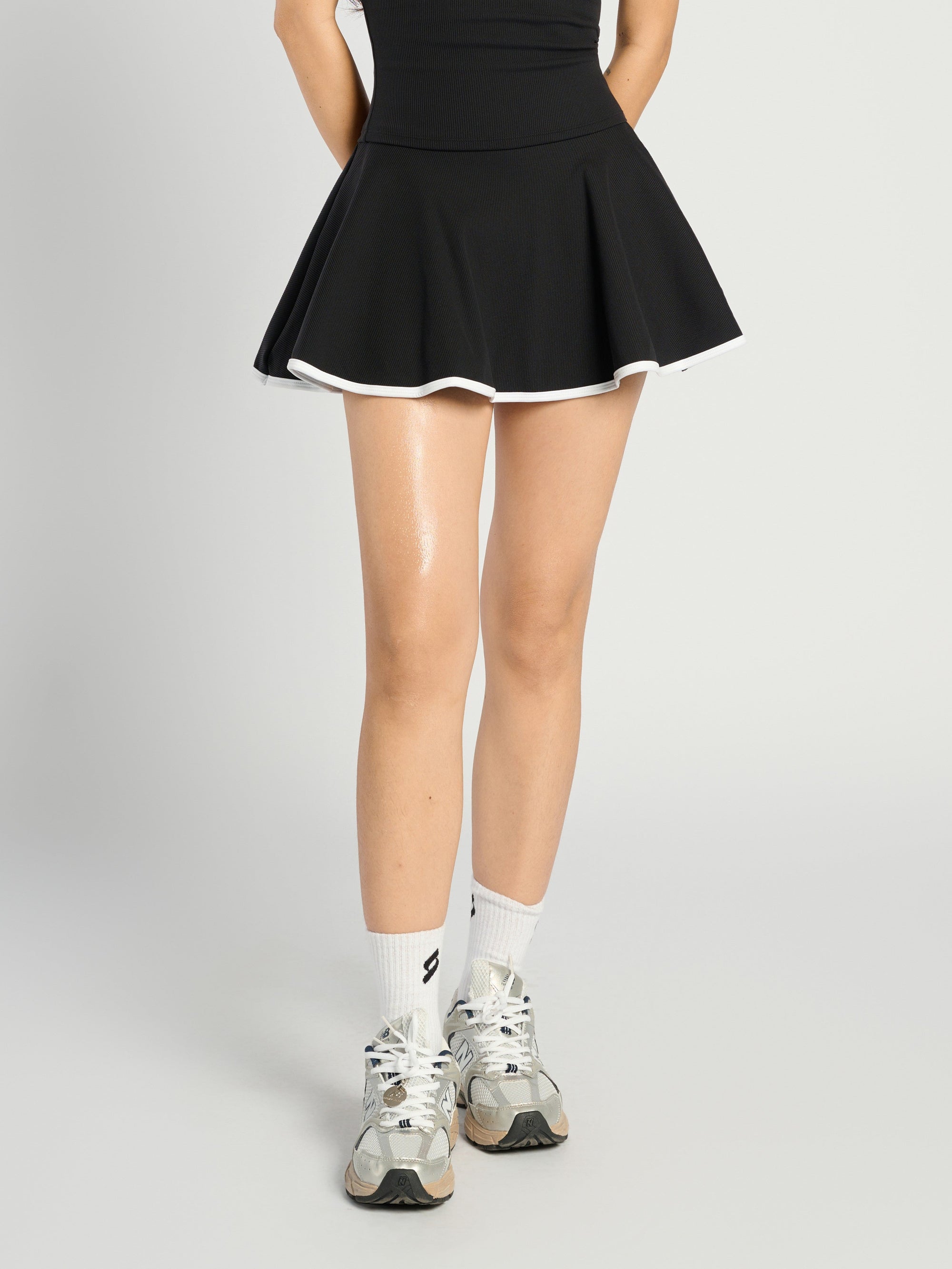 Monaco SkIrt - Đen - EQL Apparel - Monaco SkIrt - Đen - 